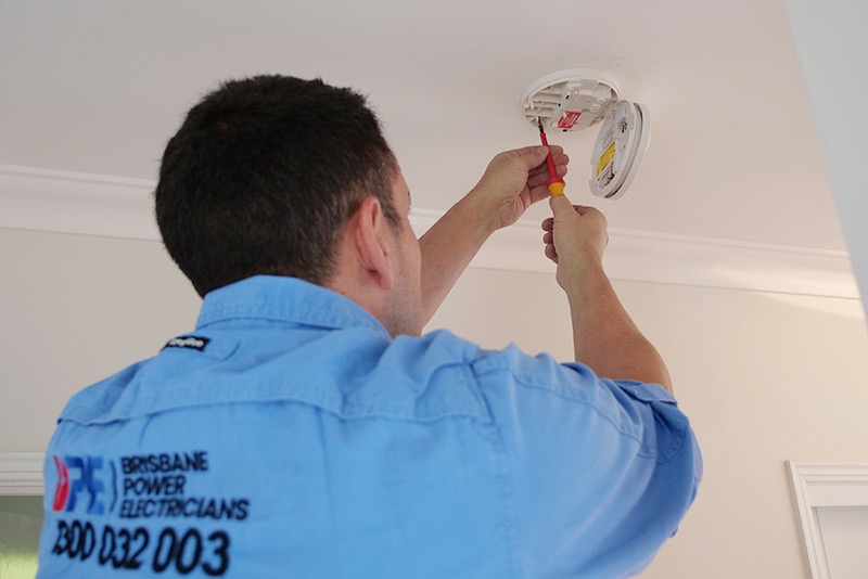 Brisbane Power Electricians When To Call The Professionals
